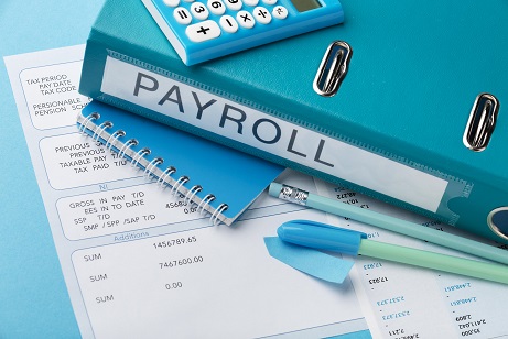 Illustration depicting the benefits of payroll outsourcing for Indian businesses: Time-saving, error reduction, compliance, and data confidentiality. 